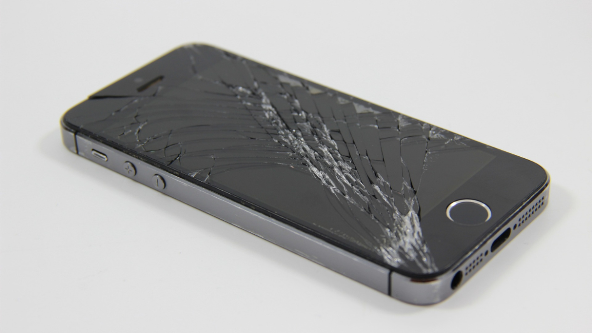 iPhone Screen Repair Everything You Need to Know Before Getting It FixedIntroduction